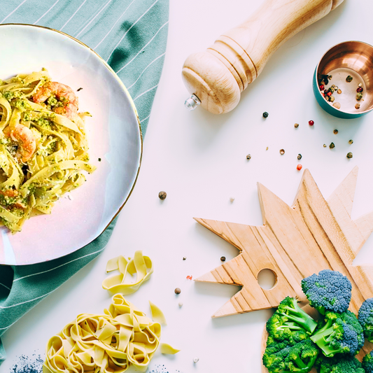 Tagliatelle con cuscús de brócoli, langostinos, limón y parmesano