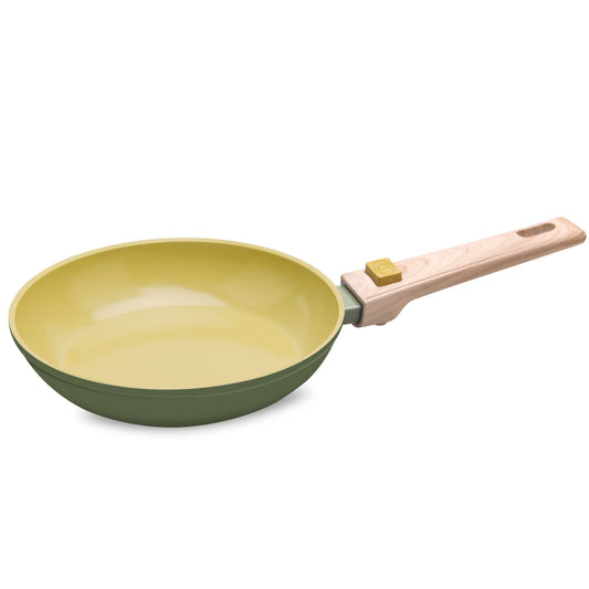 AmVegan frying pan with removable handle, suitable for oven and all types of cookers, including induction 