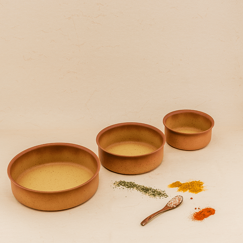 Set de 3 cazuelas Terracotta 16, 20 y 24 cms Ø para horno y todo tipo de cocinas, incluso inducción