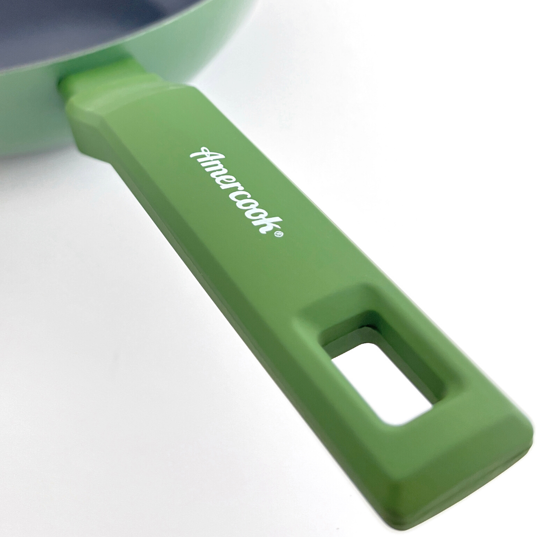 Wok COLORS verde jungla, apto para todo tipo de cocina incluso inducción