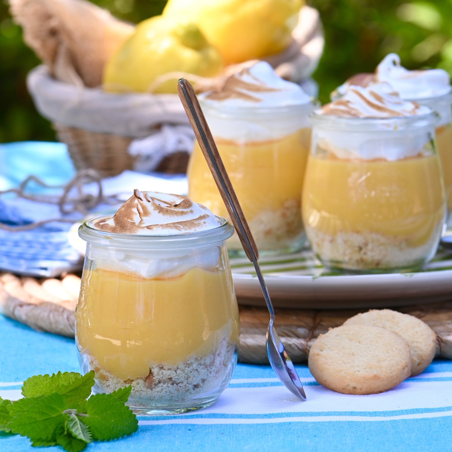 Tarta de limón en vasito: un postre para repetir