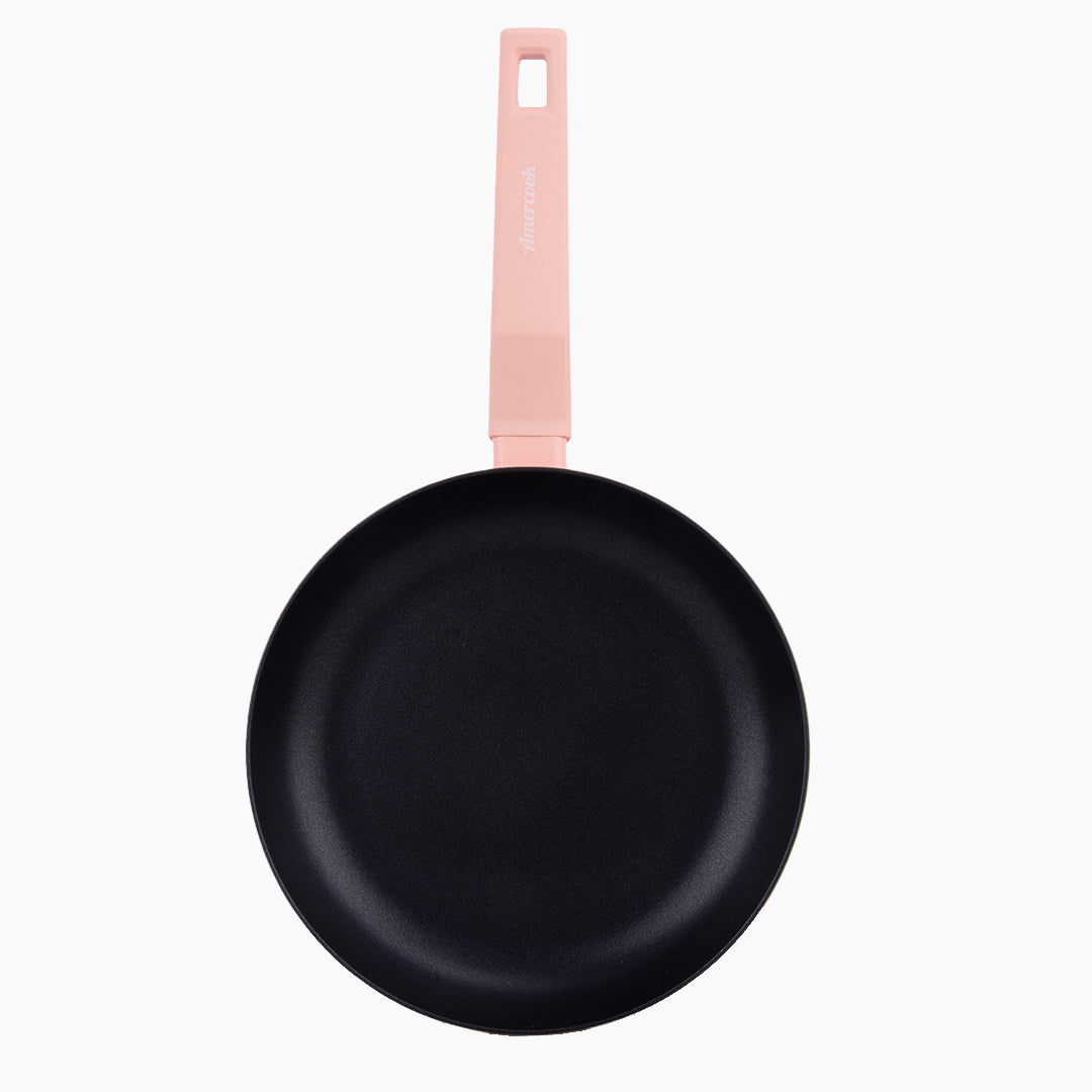 Pastel pink COLORS frying pan, suitable for all types of cookers, including induction 